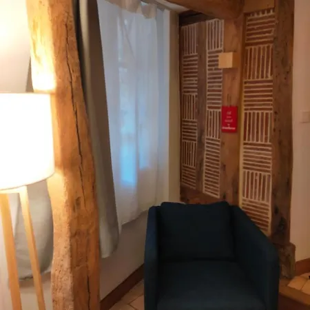 Апартаменты Charme Et Confort A Proximite Du Vieux Bassin *