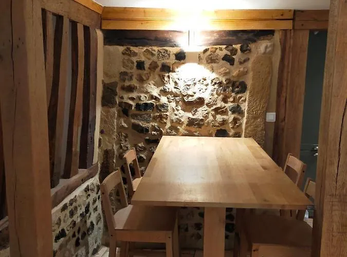 Charme Et Confort A Proximite Du Vieux Bassin Апартаменты